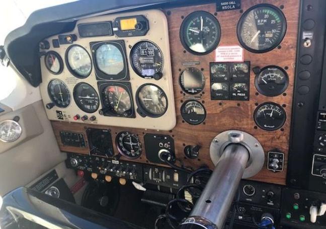 1982 BEECHCRAFT B36TC BONANZA Photo 4
