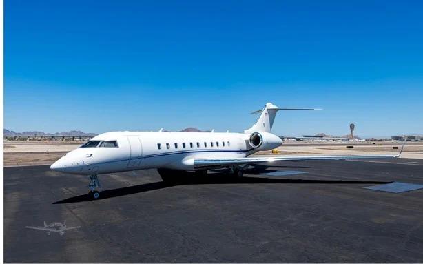 2023 BOMBARDIER GLOBAL 5500 Photo 2