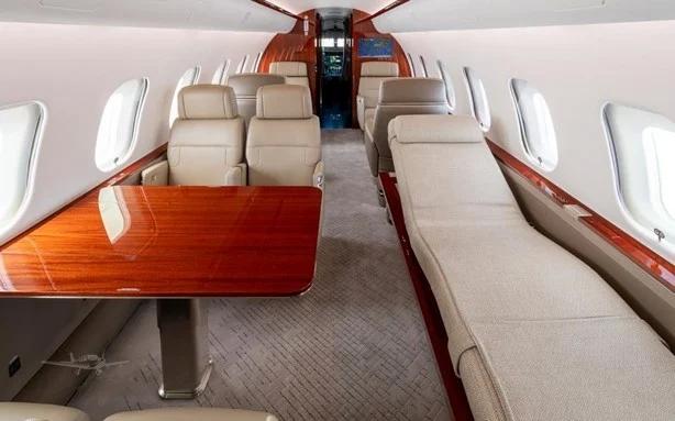 2023 BOMBARDIER GLOBAL 5500 Photo 6
