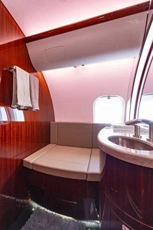 2023 BOMBARDIER GLOBAL 5500 Photo 5