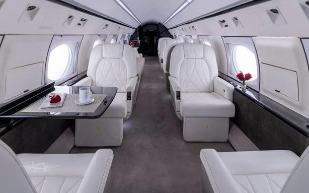1998 GULFSTREAM GIVSP Photo 5