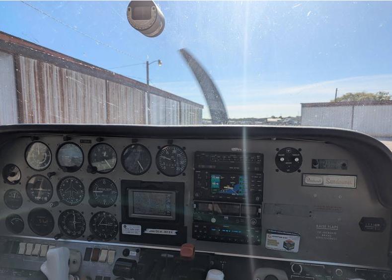 1978 Beechcraft C23 Sundowner Photo 3