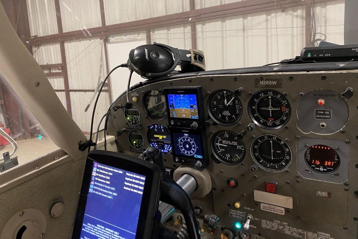 1960 Piper Comanche 250 Photo 2