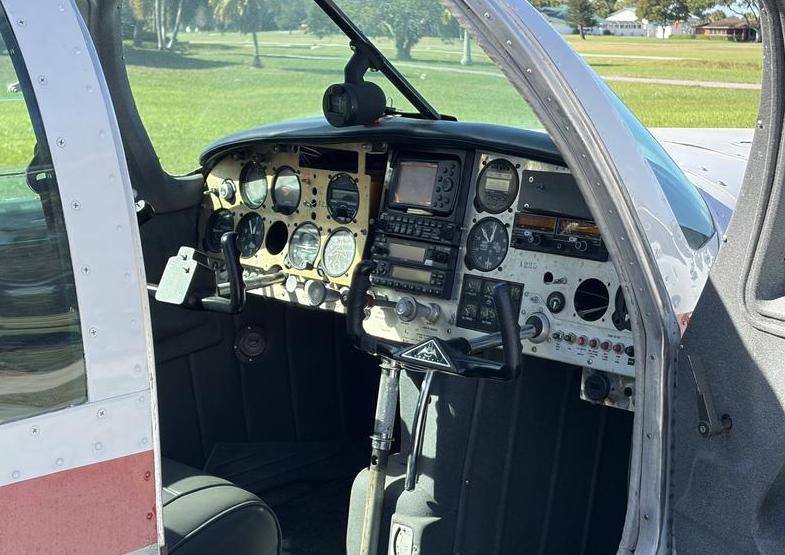 1966 MOONEY M20E Photo 7