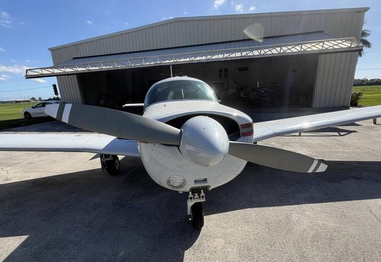 1966 MOONEY M20E Photo 4