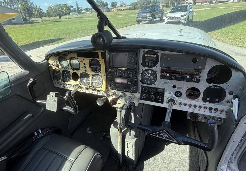 1966 MOONEY M20E Photo 5