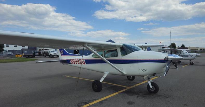1974 Cessna 182P Photo 3