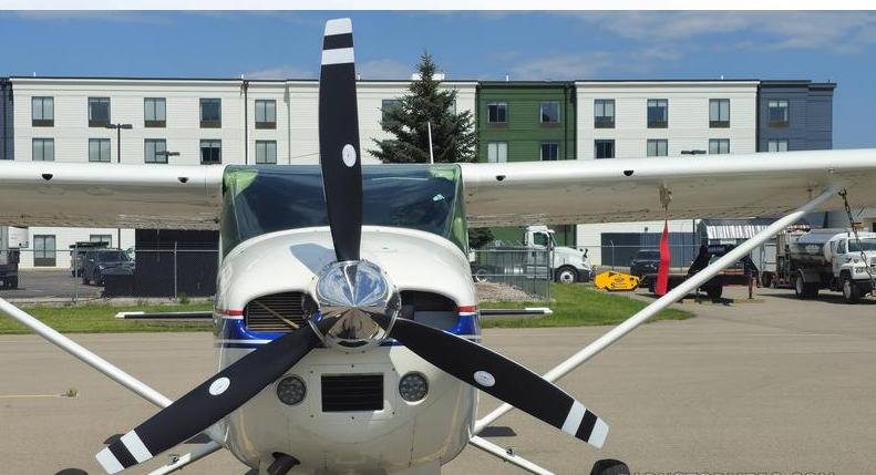 1974 Cessna 182P Photo 4