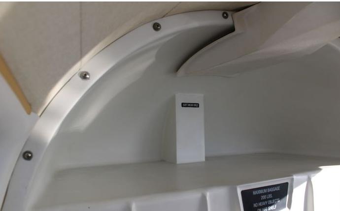 2003 PIPER ARROW III Photo 2