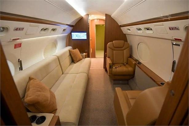 2004 GULFSTREAM G550 Photo 7