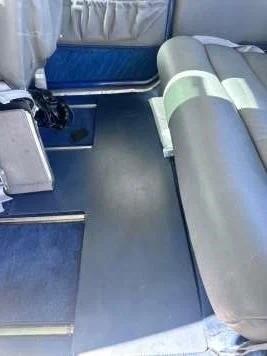 1979 CESSNA TURBO R182RG SKYLANE Photo 2