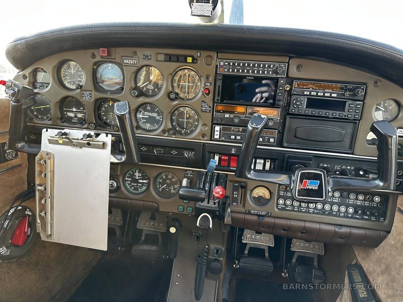 1983 Piper Turbo Arrow IV Photo 6