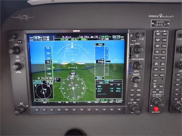 2013 BEECHCRAFT G58 BARON Photo 4