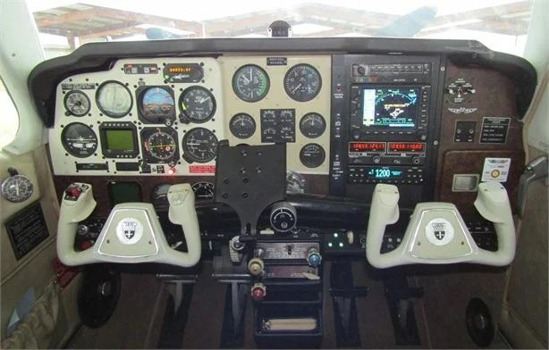 1978 BEECHCRAFT F33A BONANZA Photo 6