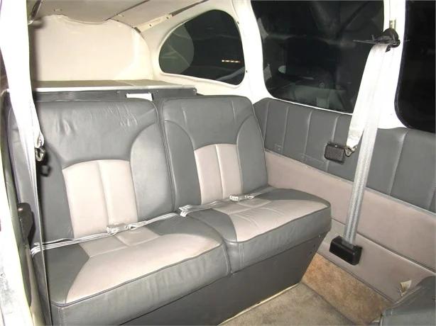 1960 BEECHCRAFT 33 DEBONAIR Photo 4