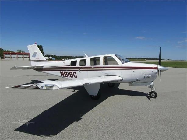 2004 BEECHCRAFT A36 BONANZA Photo 2