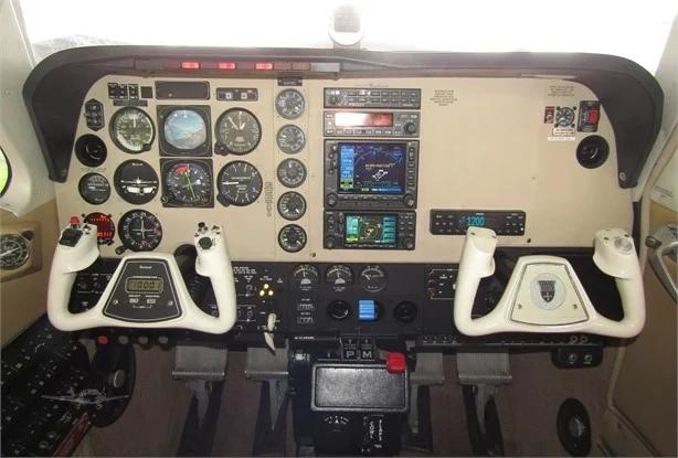 2004 BEECHCRAFT A36 BONANZA Photo 6