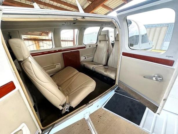 2006 BEECHCRAFT G58 BARON Photo 3