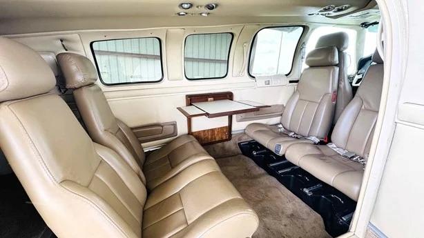 1982 BEECHCRAFT 58 BARON Photo 4
