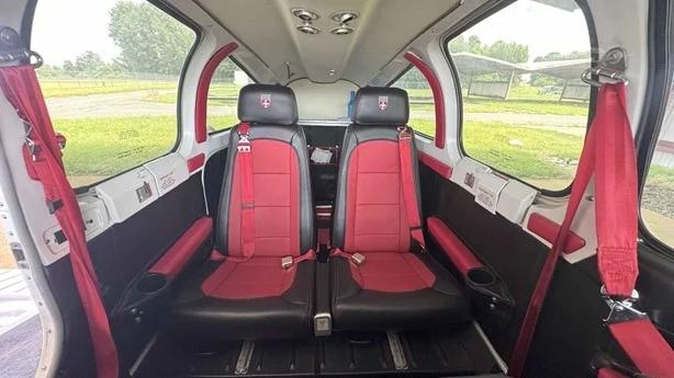 1988 BEECHCRAFT F33A BONANZA Photo 3
