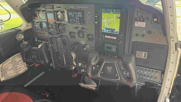 1988 BEECHCRAFT F33A BONANZA Photo 6