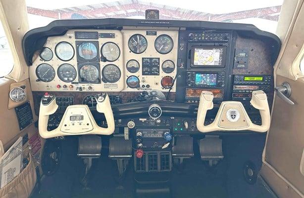 1981 BEECHCRAFT A36 BONANZA Photo 4