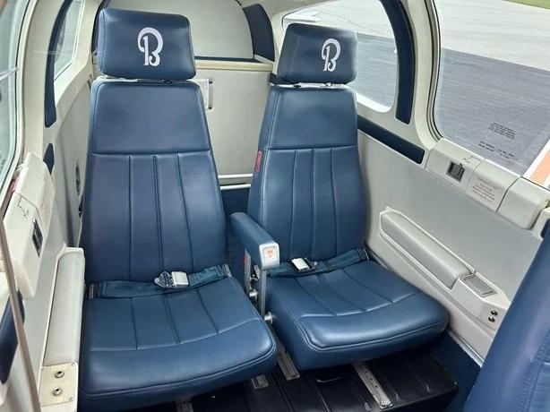 1991 BEECHCRAFT F33A BONANZA Photo 5