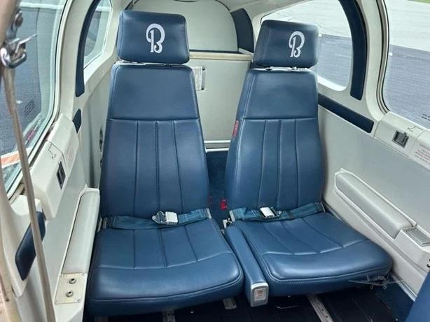 1991 BEECHCRAFT F33A BONANZA Photo 6