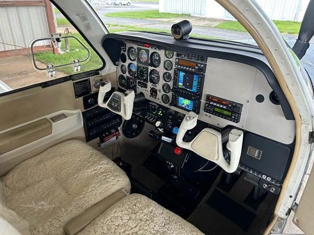 2000 BEECHCRAFT B36TC BONANZA Photo 4