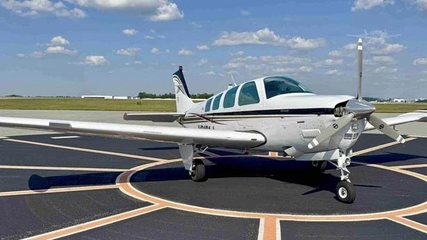 1992 BEECHCRAFT A36 BONANZA Photo 2