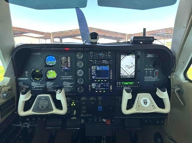 1997 BEECHCRAFT A36 BONANZA Photo 3