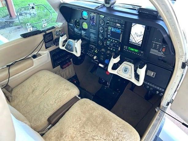 1997 BEECHCRAFT A36 BONANZA Photo 4