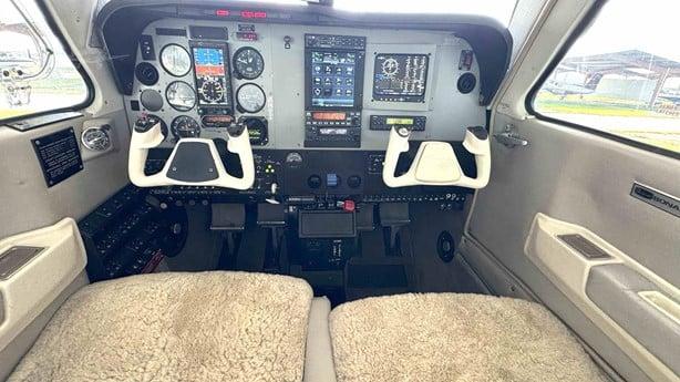 1999 BEECHCRAFT A36 BONANZA Photo 4