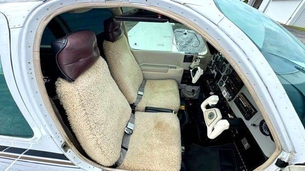 1992 BEECHCRAFT A36 BONANZA Photo 4