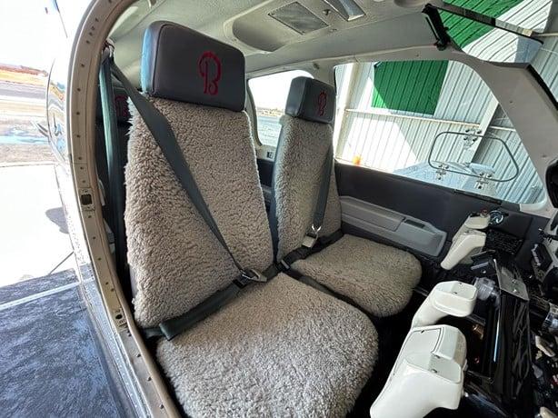 1991 BEECHCRAFT F33A BONANZA Photo 3