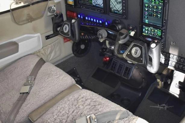 1982 BEECHCRAFT A36 BONANZA Photo 3