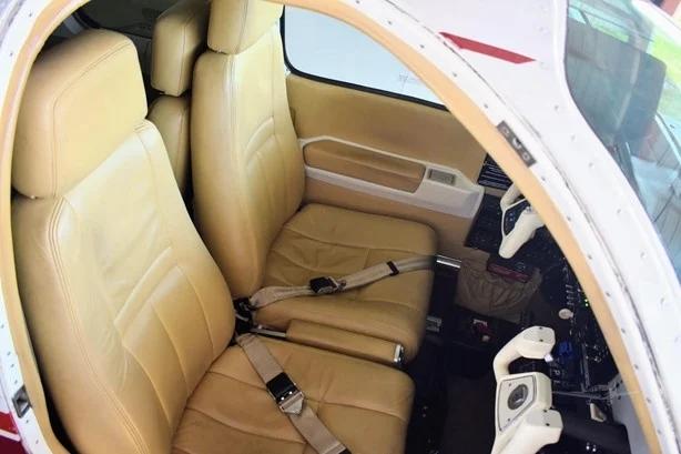 1985 BEECHCRAFT A36 BONANZA Photo 4