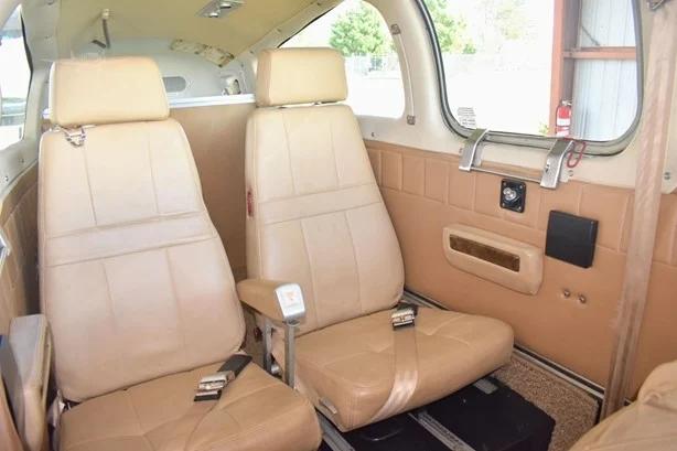 1976 BEECHCRAFT F33A BONANZA Photo 4