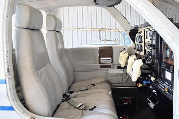 1980 BEECHCRAFT F33A BONANZA Photo 4