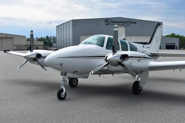 1980 BEECHCRAFT B55 BARON Photo 3