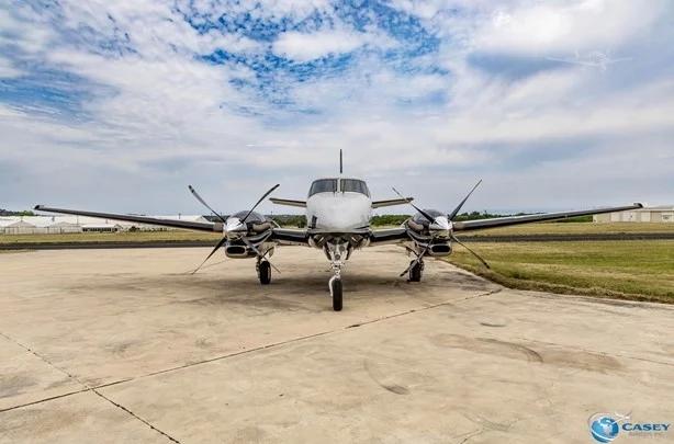 1989 BEECHCRAFT KING AIR C90A Photo 3