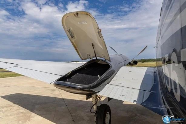 1989 BEECHCRAFT KING AIR C90A Photo 4