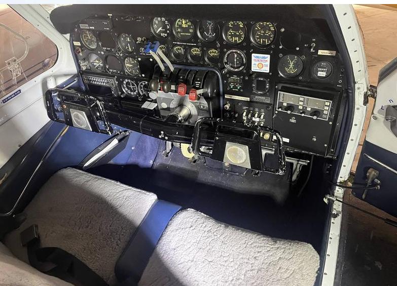 1959 Beech Travel Air Photo 7