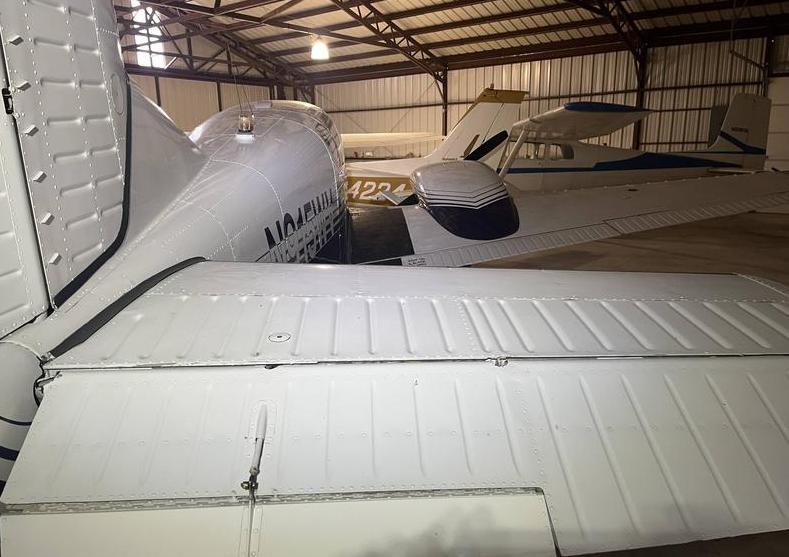 1959 Beech Travel Air Photo 2