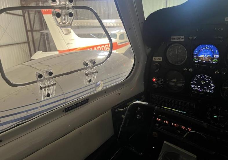 1959 Beech Travel Air Photo 4