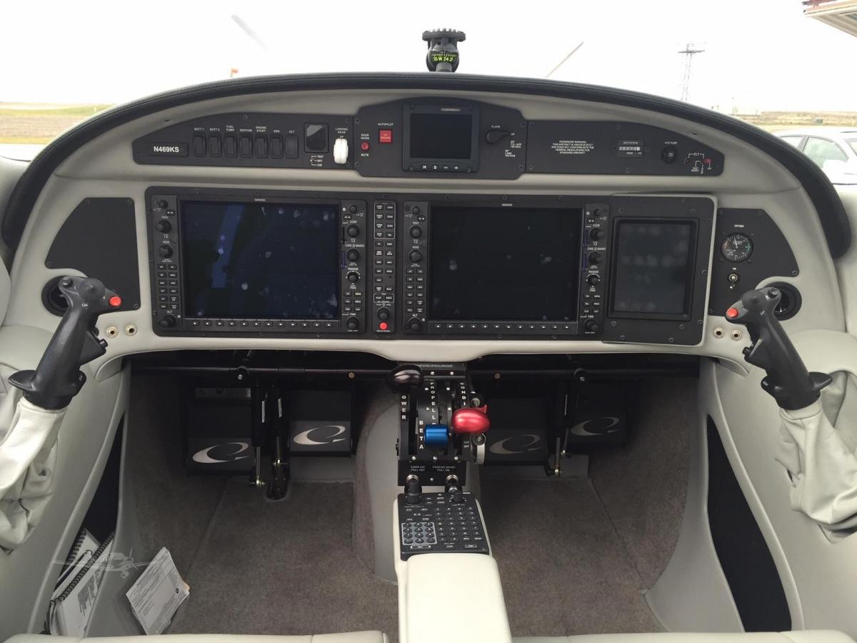 2015 LANCAIR EVOLUTION Photo 5