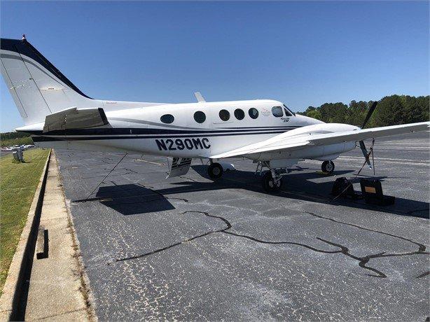 1977 BEECHCRAFT KING AIR E90 Photo 2