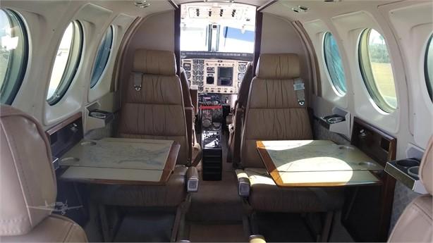 1978 BEECHCRAFT KING AIR C90 Photo 4