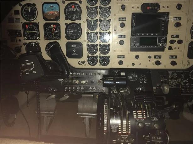 1977 BEECHCRAFT KING AIR C90 Photo 4