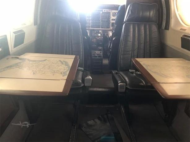 1976 BEECHCRAFT KING AIR C90 Photo 7